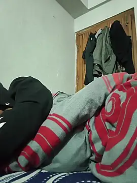 vardh033 online show from January 5, 5:27 pm