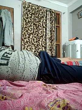 vardh033 online show from March 2, 10:55 am