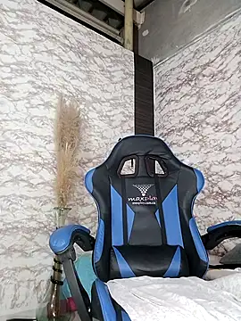 Snapshot of AlisSon__hot chatting on November 21, 9:24 pm AlisSon hot online show from November 21, 9:24 pm