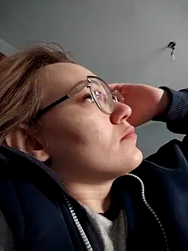 AlisaWyn online show from January 18, 4:05 am