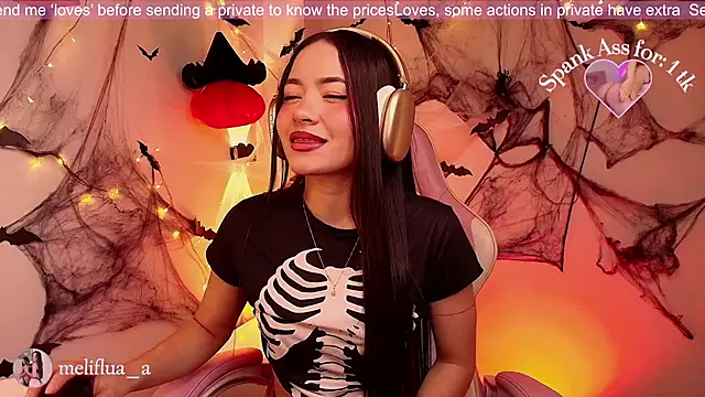 Snapshot of Melifluaa chatting on October 8, 8:39 pm Melifluaa online show from October 8, 8:39 pm