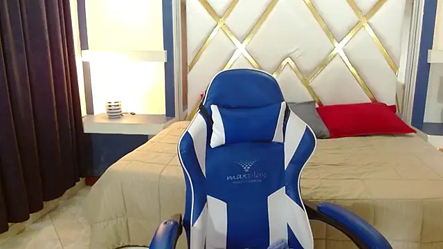 veronica em1 online show from February 27, 1:33 pm