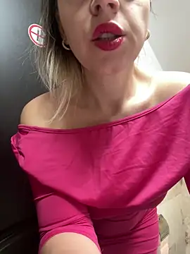 ladywithbigass online show from January 8, 6:20 am