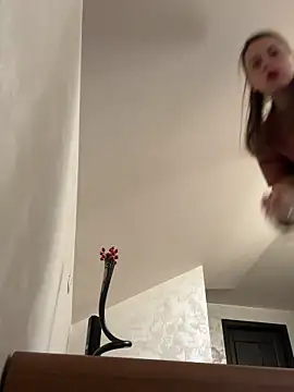 ladywithbigass online show from November 17, 5:57 am