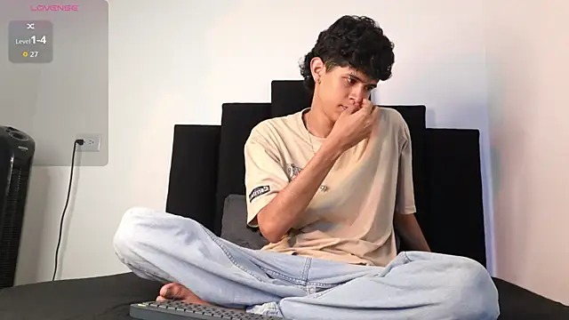 alexmark  online show from December 18, 1:06 pm