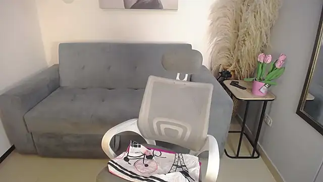 Snapshot of KateOwens_ chatting on June 3, 1:36 pm KateOwens online show from June 3, 1:36 pm