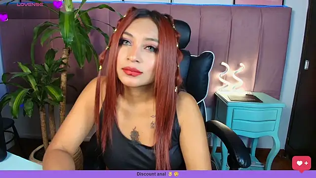 Snapshot of Naiaa_Cruz chatting on February 24, 7:23 pm Naiaa Cruz online show from February 24, 7:23 pm