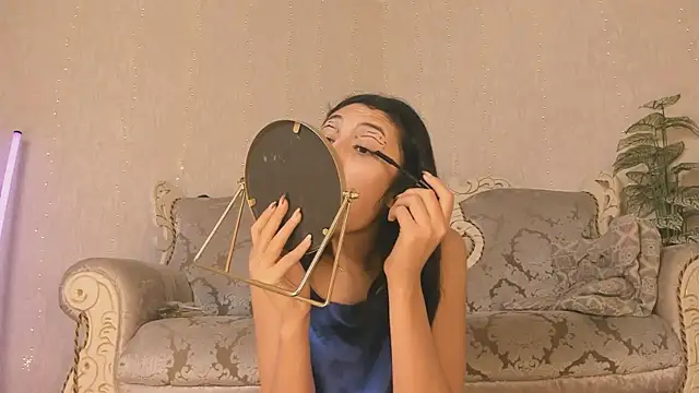 Snapshot of Rei_ramiki chatting on October 25, 2:30 am Rei ramiki online show from October 25, 2:30 am