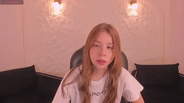 TiffannySins online show from December 20, 3:13 am