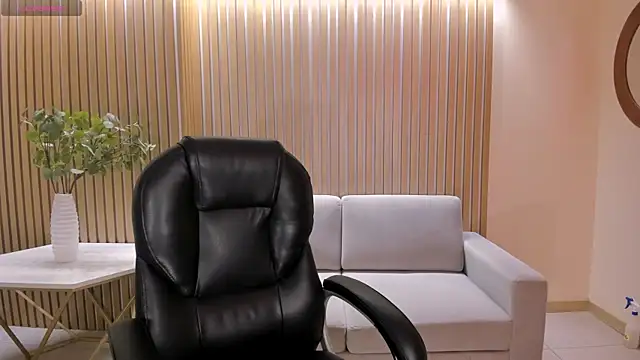 TiffannySins online show from July 30, 4:33 am