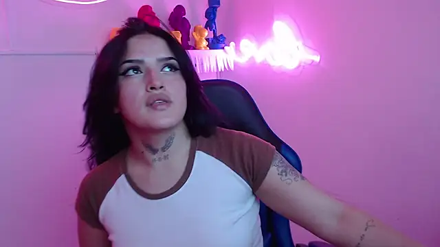 sari belle online show from October 2, 9:33 pm