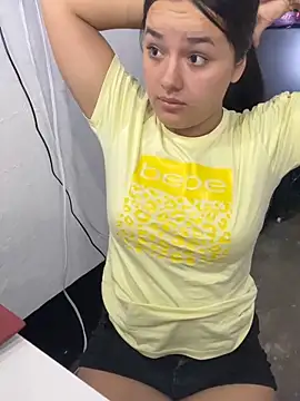 Luciaparker03 online show from February 9, 11:09 pm