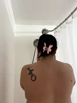 Snapshot of marcylove chatting on January 9, 4:43 pm marcylove online show from January 9, 4:43 pm