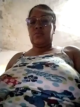 Snapshot of Big_ass_submissive chatting on September 27, 12:32 pm Big ass submissive online show from September 27, 12:32 pm