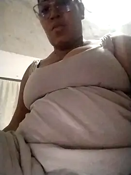 Snapshot of Big_ass_submissive chatting on September 30, 2:27 am Big ass submissive online show from September 30, 2:27 am