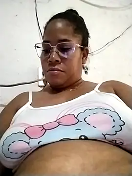 Snapshot of Big_ass_submissive chatting on October 7, 12:57 pm Big ass submissive online show from October 7, 12:57 pm