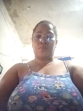 Snapshot of Big_ass_submissive chatting on October 18, 12:50 pm Big ass submissive online show from October 18, 12:50 pm