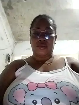 Snapshot of Big_ass_submissive chatting on October 22, 12:27 pm Big ass submissive online show from October 22, 12:27 pm