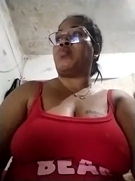 Snapshot of Big_ass_submissive chatting on October 29, 12:18 pm Big ass submissive online show from October 29, 12:18 pm