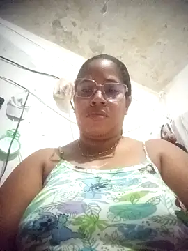 Snapshot of Big_ass_submissive chatting on November 5, 12:16 pm Big ass submissive online show from November 5, 12:16 pm