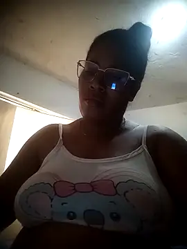 Snapshot of Big_ass_submissive chatting on November 15, 7:43 pm Big ass submissive online show from November 15, 7:43 pm