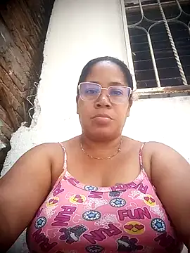 Snapshot of Big_ass_submissive chatting on November 20, 5:23 pm Big ass submissive online show from November 20, 5:23 pm