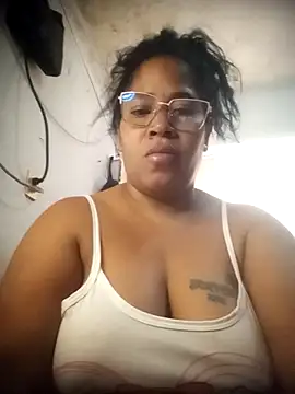 Snapshot of Big_ass_submissive chatting on December 1, 3:50 pm Big ass submissive online show from December 1, 3:50 pm