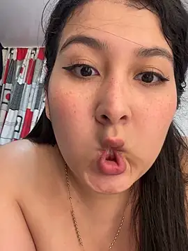 evelyn 1702 online show from October 10, 3:27 am