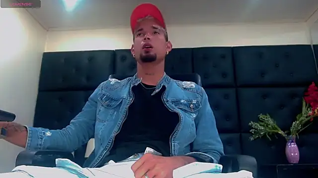 StivBigCock online show from October 15, 2:22 am