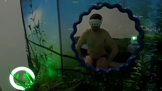 welcome-to-the-jungle online show from February 18, 9:44 pm