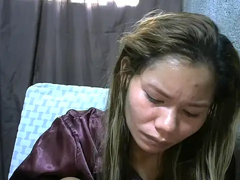 Sweeetgurll online show from March 18, 2:04 am