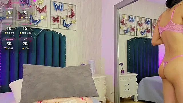 Snapshot of Alison_Carde05 chatting on June 2, 6:54 pm Alison Carde05 online show from June 2, 6:54 pm