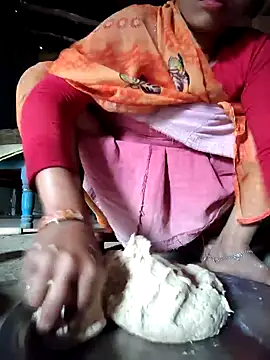 Snapshot of Monika_thakurr chatting on March 20, 2:16 am Monika thakurr online show from March 20, 2:16 am