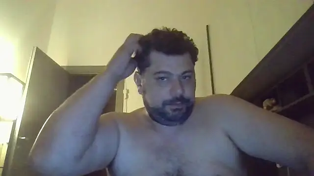 giuseppelovisi85 online show from September 9, 4:23 am