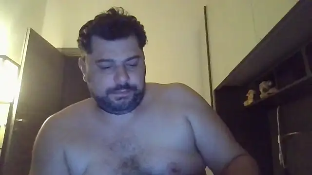 giuseppelovisi85 online show from September 11, 5:07 am