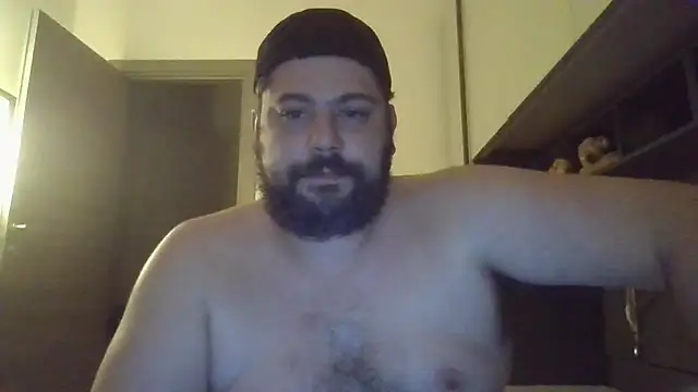 giuseppelovisi85 online show from October 12, 11:37 pm