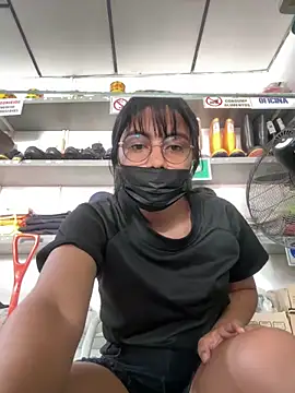 Kyra  Rose online show from December 19, 7:32 pm