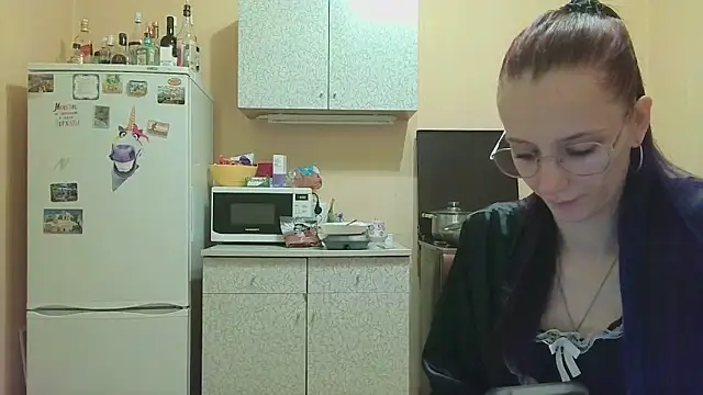 Lucy Divine online show from September 27, 10:26 pm