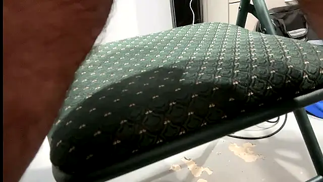 frankyjones8989 online show from December 15, 7:18 pm