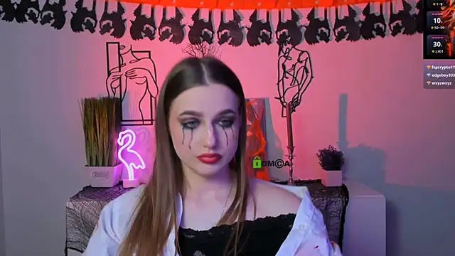 luna tin online show from October 31, 2:12 am