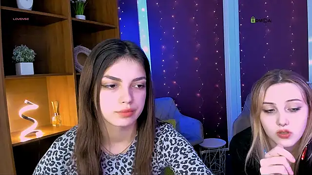 luna tin online show from December 14, 2:44 pm