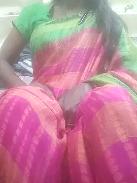 Snapshot of hotmahitha chatting on May 4, 4:58 pm hotmahitha online show from May 4, 4:58 pm