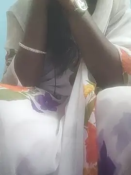 Snapshot of hotmahitha chatting on May 7, 5:18 pm hotmahitha online show from May 7, 5:18 pm