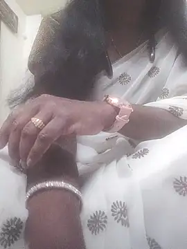 Snapshot of hotmahitha chatting on May 28, 8:55 am hotmahitha online show from May 28, 8:55 am