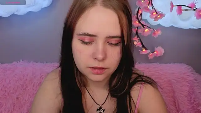 Snapshot of Alis_Platt chatting on March 10, 1:10 am Alis Platt online show from March 10, 1:10 am