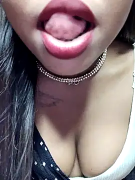 priyanka1345 online show from September 10, 2:39 pm