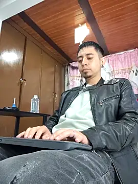 abnerdam01 online show from October 20, 1:55 pm