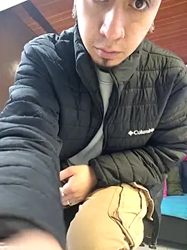 abnerdam01 online show from October 25, 4:57 pm