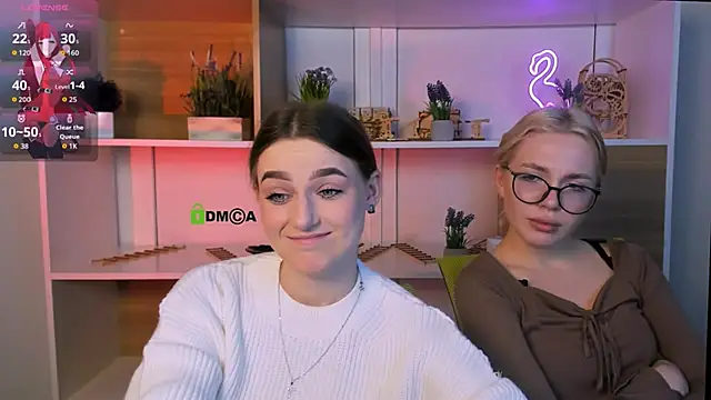 Snapshot of aria_moo chatting on November 6, 2:18 pm aria moo online show from November 6, 2:18 pm