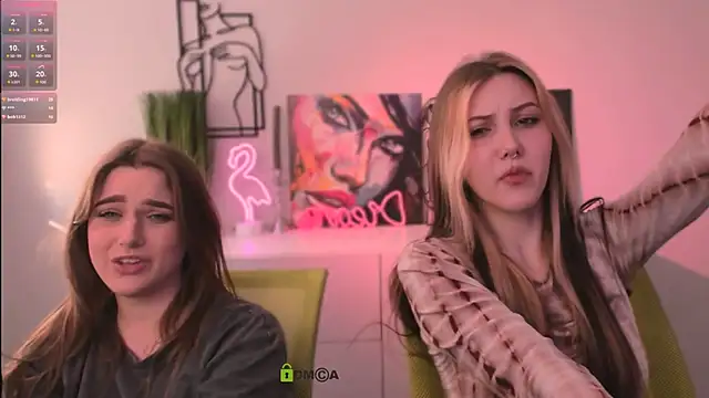 Snapshot of aria_moo chatting on November 19, 8:47 am aria moo online show from November 19, 8:47 am